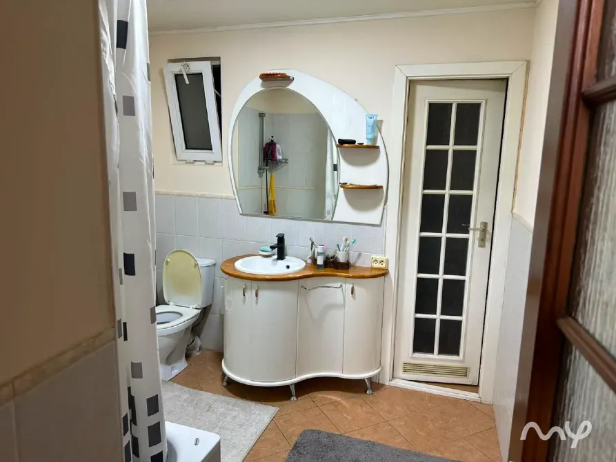 Продаётся уникальный дом в баварском стиле — 234 м² Бишкек - изображение 15