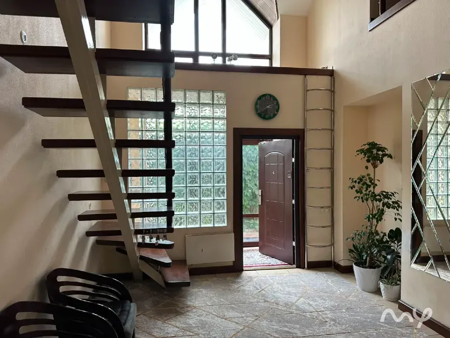 Продаётся уникальный дом в баварском стиле — 234 м² Бишкек - изображение 3