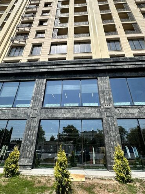 Сдаю Офис, 70 м², В жилом комплексе, С видом на горы, 1 линия, С отдельной кухней Бишкек - сүрөт 1