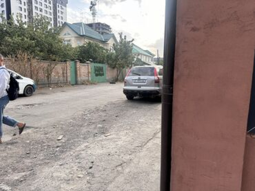 Сдаю Офис, 20 м², В частном доме, 1 линия Бишкек - сүрөт 5