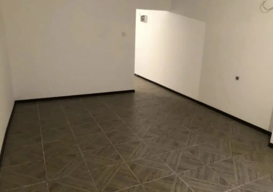 Сдаю Офис, 45 м², В жилом комплексе, 1 линия Бишкек - сүрөт 1