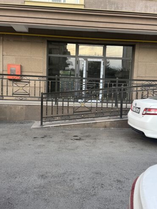 Коммерческое помещение 85 м2. 1й этаж, дом заселен. Адрес Бишкек - сүрөт 6