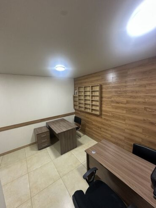 Сдаю Офис, 17 м², В административном здании Бишкек - сүрөт 4