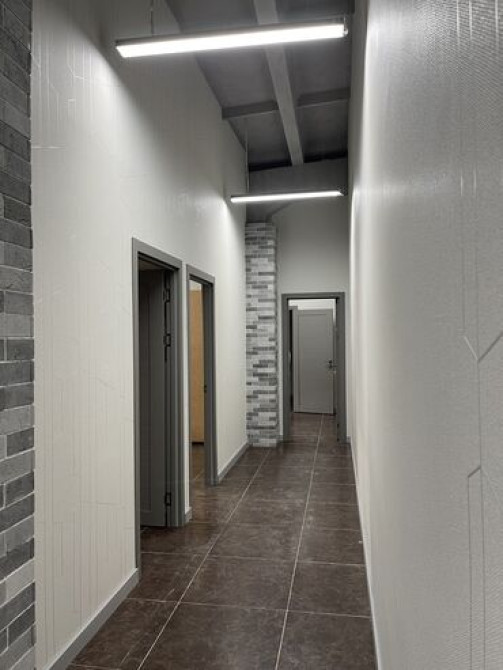 Сдаю Офис, 25 м², В административном здании, С юридическим адресом Бишкек - сүрөт 3