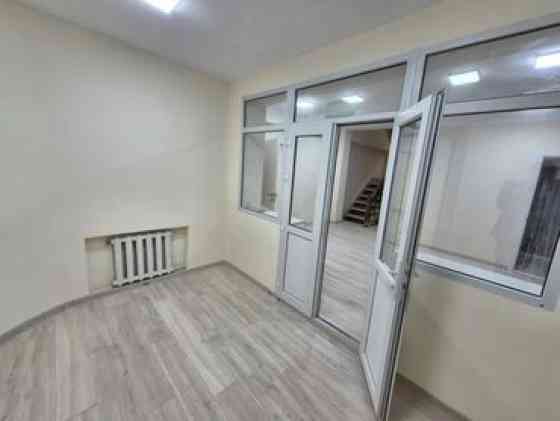 Сдаю Офис, 9 м², В бизнес центре, 1 линия Bishkek