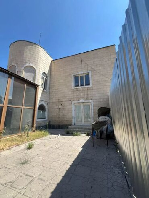 Сдаю Офис, 9 м², В бизнес центре, 1 линия Бишкек - сүрөт 4