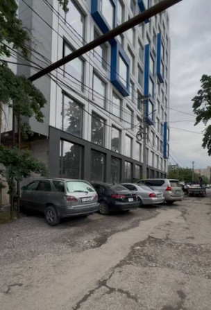 Сдаю Офис, 151 м², В бизнес центре, 1 линия, С отдельным входом Бишкек - изображение 4