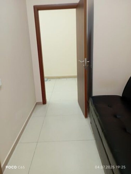 Сдаю Офис, 147 м², В жилом комплексе, 1 линия, С оборудованием, С отдельным входом Бишкек - изображение 5