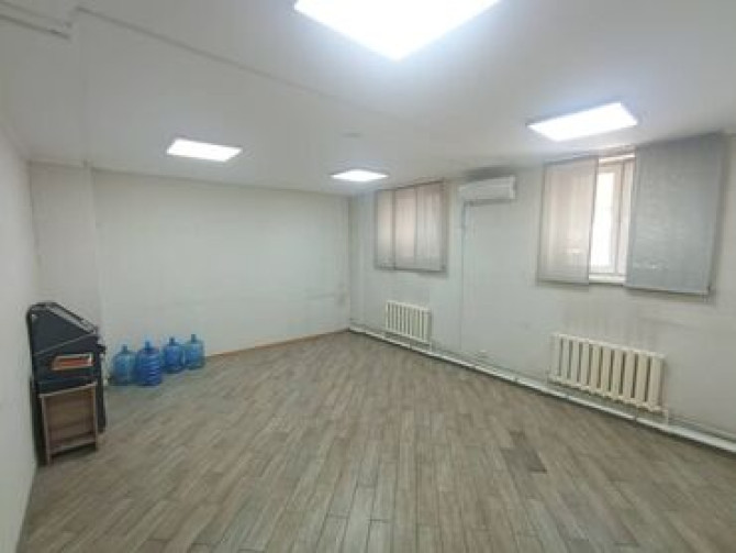 Сдается офис 30 м² за ЦУМом в здании консульства Италии ???? Бишкек - сүрөт 1