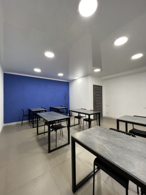 Сдаю Офис, 25 м², В жилом комплексе, 1 линия, С оборудованием Бишкек - сүрөт 8