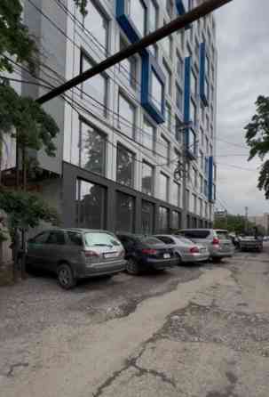 Сдаю Офис, 150 м², В бизнес центре, 1 линия Бишкек