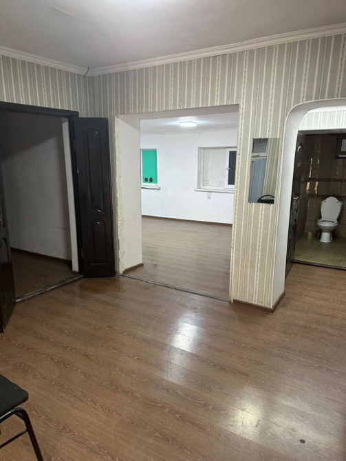 Сдаю Офис, 180 м², В частном доме, С отдельной кухней, С отдельным входом, С отдельным сан узлом Бишкек - изображение 1