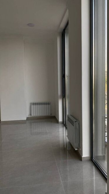 Сдаю Офис, 94 м², В бизнес центре, 1 линия Bishkek - photo 4