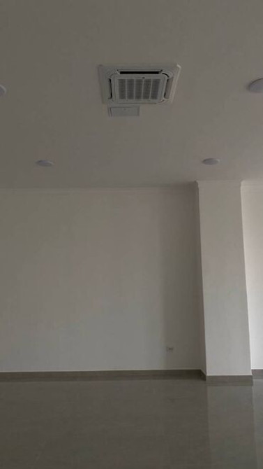 Сдаю Офис, 94 м², В бизнес центре, 1 линия Bishkek - photo 6