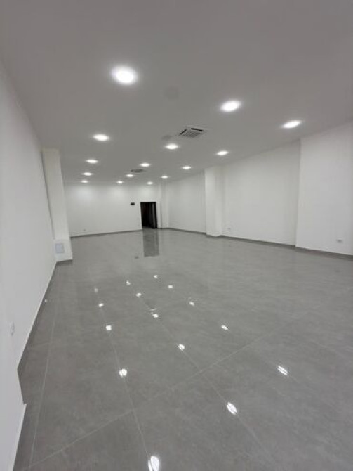 Сдаю Офис, 94 м², В бизнес центре, С отдельным входом Бишкек - изображение 3