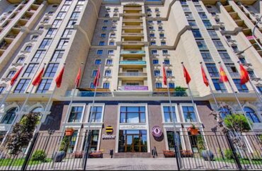 Сдаю Офис, 127 м², В бизнес центре, 1 линия, С отдельным входом, С отдельным сан узлом Бишкек - изображение 5