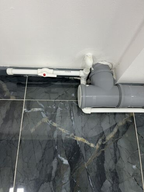 Сдаю помещение хорошее тёплое есть канализация водопровод Панфилова Бишкек - изображение 4