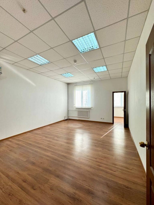 Сдаю Офис 400 кв.м. в аренду в центре Бишкека - В Золотом квадрате - Bishkek - photo 1