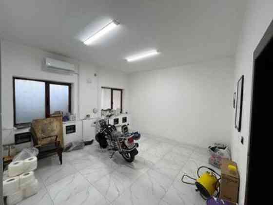 Сдаю Офис, 460 м², В частном доме, 1 линия Бишкек