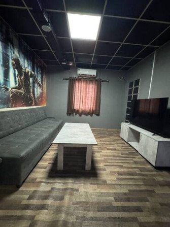 Сдаю Офис, 170 м², 1 линия, С оборудованием Бишкек - изображение 6