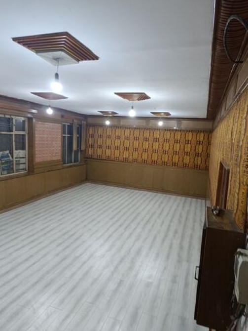 Сдаю помещение 55 КВ. м. 10 м на 5. 5 м., электричество три фазы Бишкек - сүрөт 1