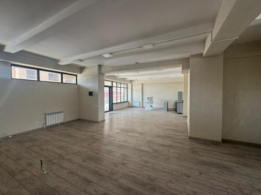 Аренда Цокольное помещение 400м2-3500$ с полной линией оборудования Бишкек - сүрөт 1