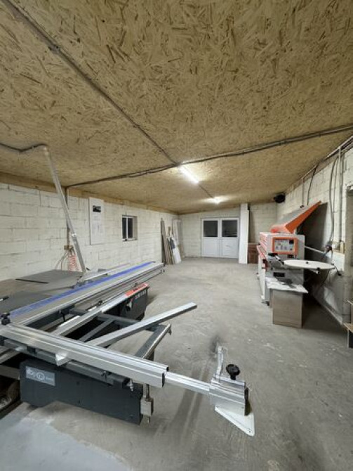 Сдаю мебельный цех 100 кВ метр депозит 30000 Бишкек - сүрөт 1