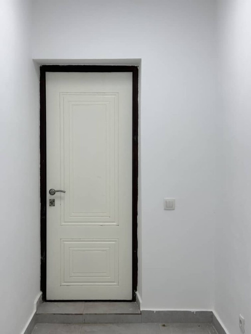 4 комнаты, 70 м², 106 серия, Цокольный этаж этаж, Дизайнерский ремонт Бишкек - изображение 1