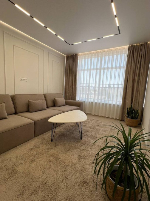 4 комнаты, 90 м², Элитка, 4 этаж, Дизайнерский ремонт Бишкек - изображение 1