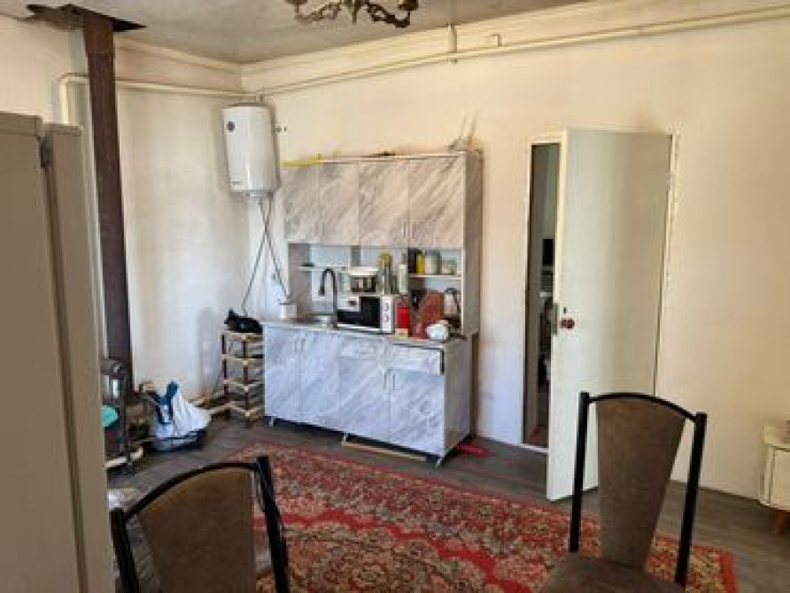 Сдаю светлый дом 160кв.м из 4 комнат мебель частичноуч 6кв.м,без Бишкек - изображение 3