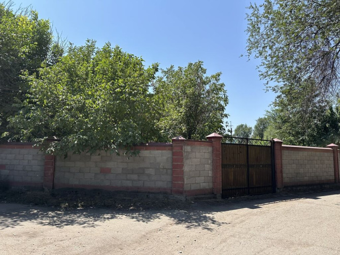 4 комнаты, 100 м², Хрущевка, 1 этаж Bishkek - photo 1