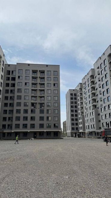 4 комнаты, 80 м², Элитка, 4 этаж, ПСО (под самоотделку) Бишкек - изображение 1