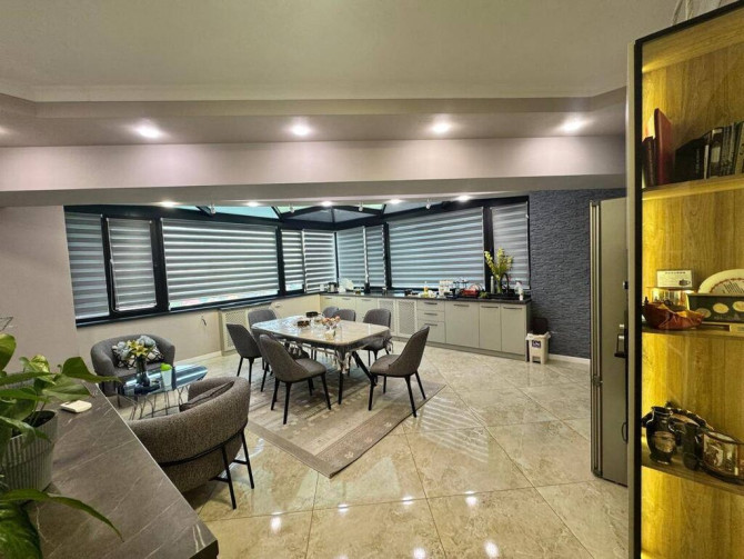 4 комнаты, 203 м², Элитка, 13 этаж, Евроремонт Бишкек - изображение 1