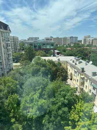 4 комнаты, 125 м², Индивидуалка, 8 этаж, Старый ремонт Бишкек