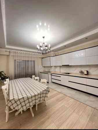 Продается элитная 4-комнатная квартира рядом с Dordoi Plaza! СК Бишкек