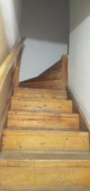 Продаю 4-комнатную квартиру в двух уровнях! Площадь - 76,8 кв.м, 5-6 Бишкек - изображение 4