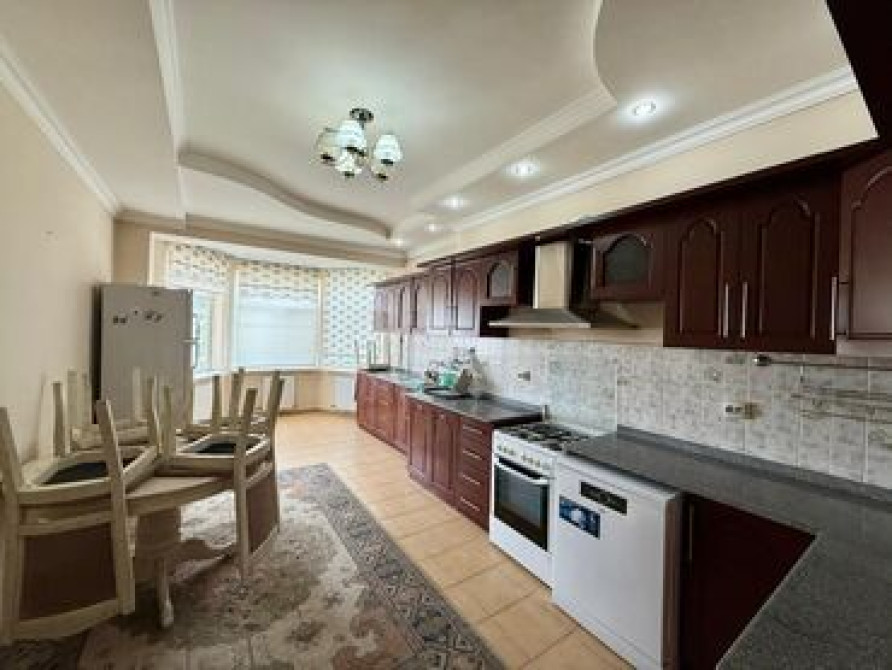 4 комнаты, 225 м², Элитка, 6 этаж, Евроремонт Бишкек - сүрөт 5