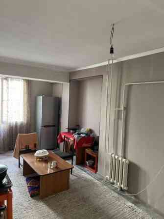4 комнаты, 100 м², Хрущевка, 5 этаж, Косметический ремонт Бишкек