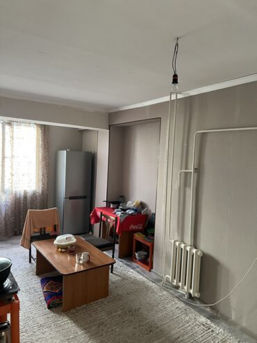 4 комнаты, 100 м², Хрущевка, 5 этаж, Косметический ремонт Bishkek - photo 3