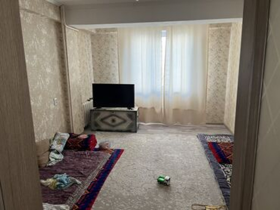 4 комнаты, 100 м², Хрущевка, 5 этаж, Косметический ремонт Bishkek - photo 2