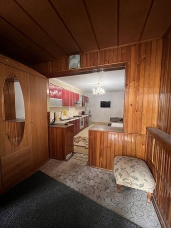 4 комнаты, 68 м², 104 серия, 1 этаж, Косметический ремонт Бишкек - изображение 2