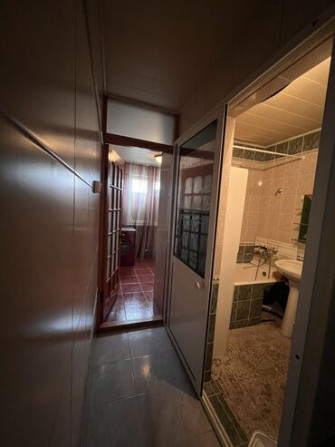 4 комнаты, 68 м², 104 серия, 1 этаж, Косметический ремонт Бишкек - изображение 4