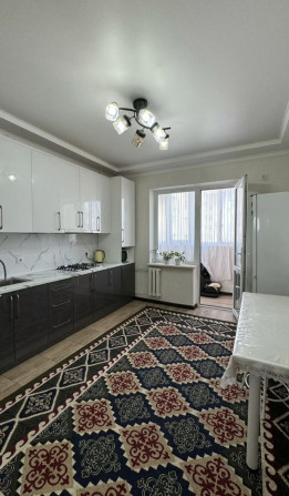 4 комнаты, 103 м², 106 серия, 8 этаж, Евроремонт Бишкек - изображение 1