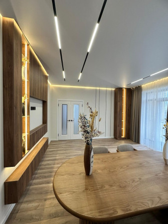 4 комнаты, 126 м², Элитка, 4 этаж, Дизайнерский ремонт Bishkek - photo 1