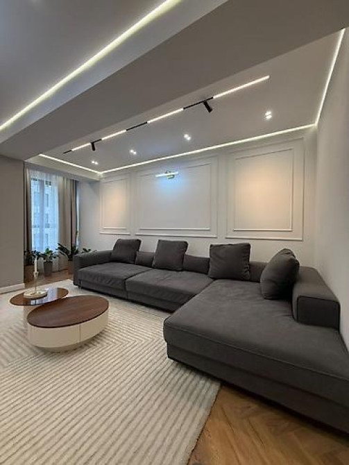 Продаю 4к квартиру в ЖК Нурзаман сити 138 м², Дизайнерский ремонт Бишкек - изображение 1