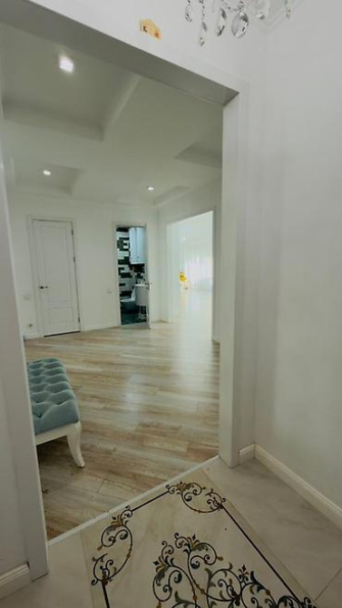 СРОЧНО ПРОДАЁТСЯ 5-ти КОМНАТНАЯ КВАРТИРА !!!!! ЖК London City, 202 м² Bishkek - photo 12