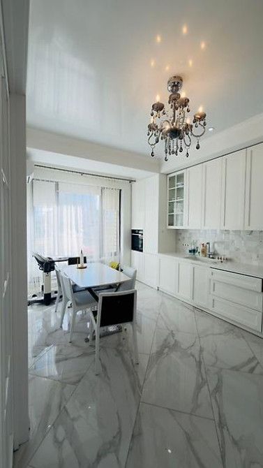 СРОЧНО ПРОДАЁТСЯ 5-ти КОМНАТНАЯ КВАРТИРА !!!!! ЖК London City, 202 м² Bishkek - photo 10