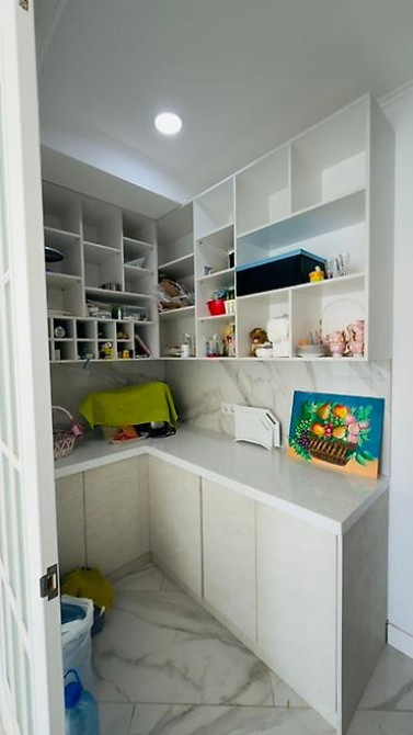 СРОЧНО ПРОДАЁТСЯ 5-ти КОМНАТНАЯ КВАРТИРА !!!!! ЖК London City, 202 м² Bishkek - photo 9