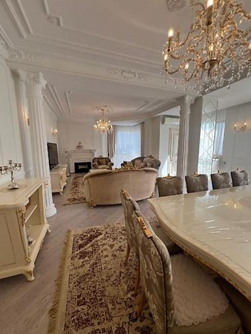 Роскошная 5 комнатная квартира , 380 м², 14 этаж, Дизайнерский ремонт Бишкек - изображение 12