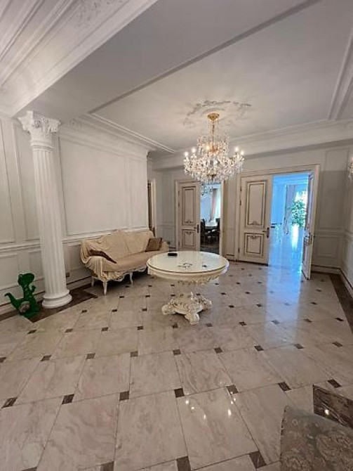 Роскошная 5 комнатная квартира , 380 м², 14 этаж, Дизайнерский ремонт Бишкек - изображение 17